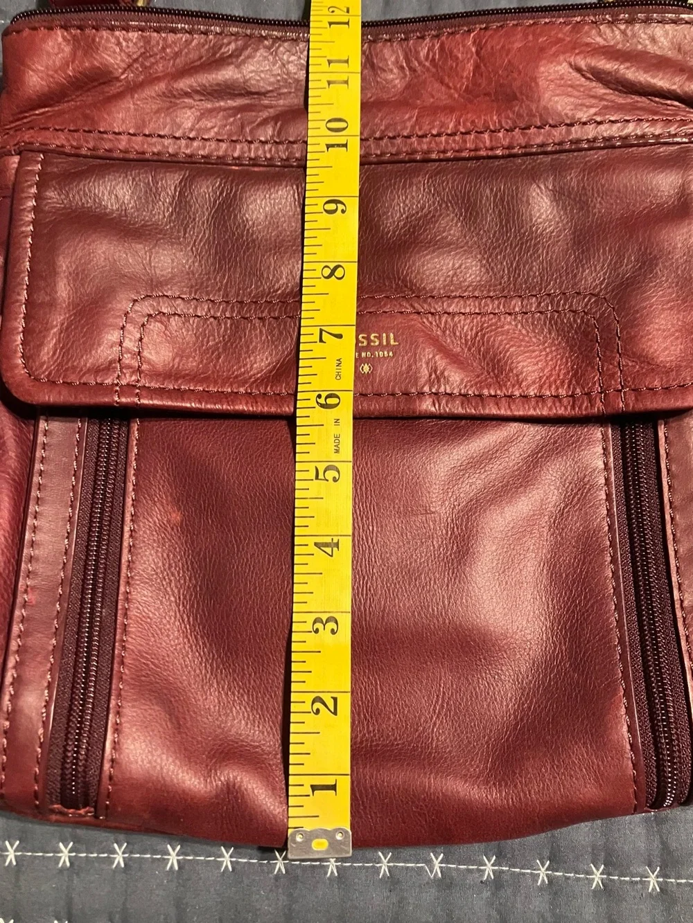 Fossil genuine leather